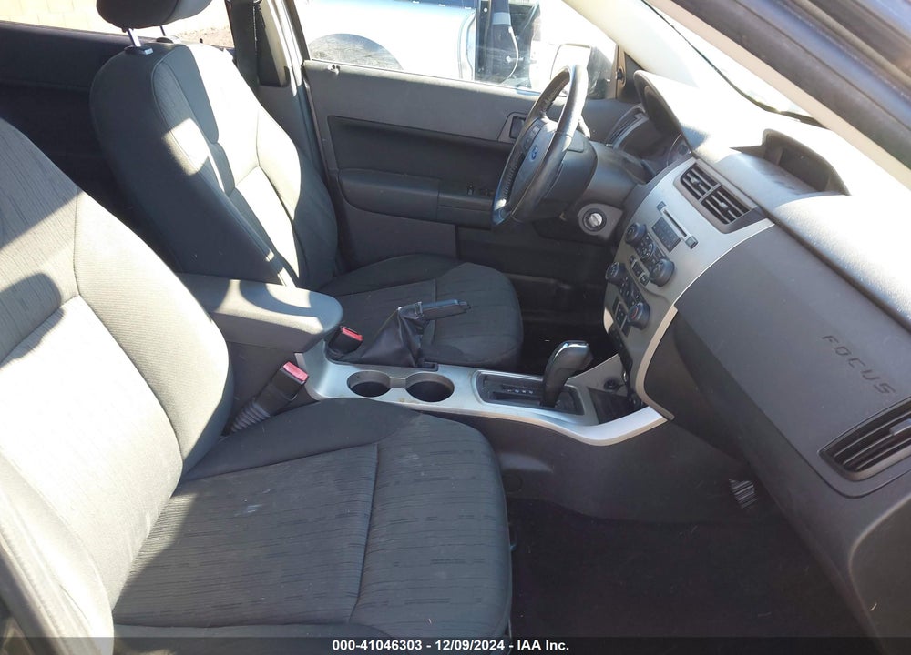 2009 FORD FOCUS SE VIN: 1FAHP35N99W180339