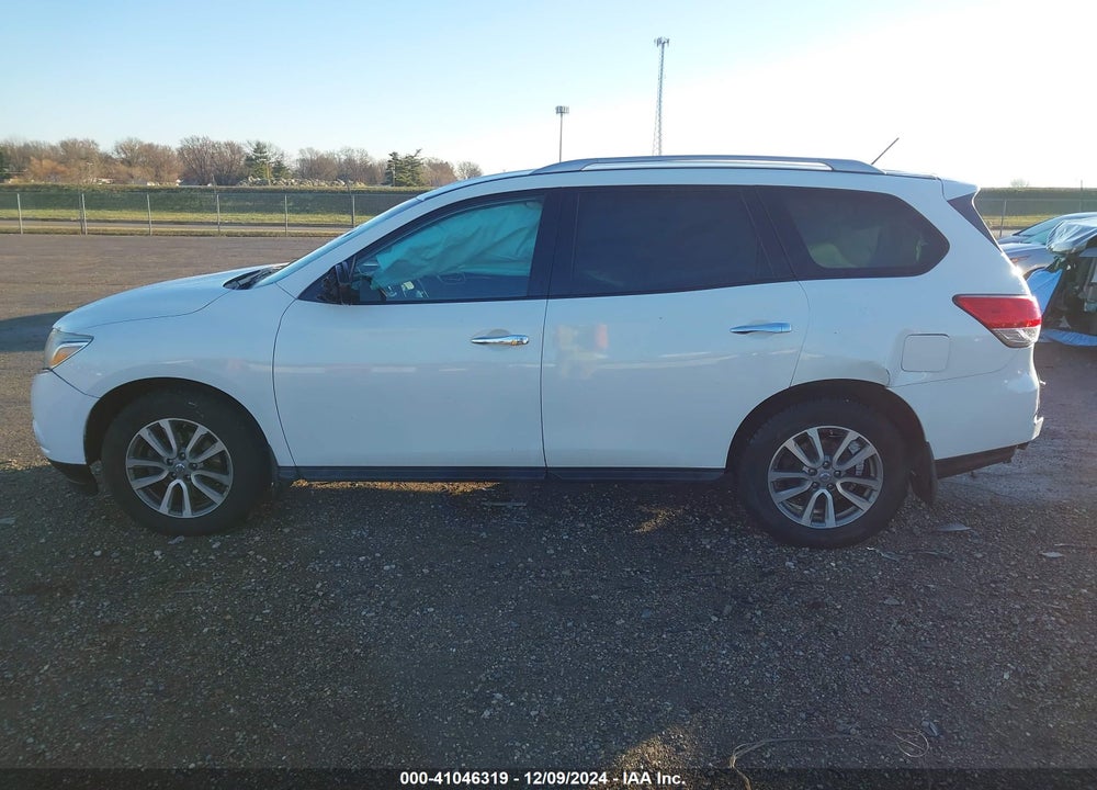 2016 NISSAN PATHFINDER S VIN: 5N1AR2MM0GC636182