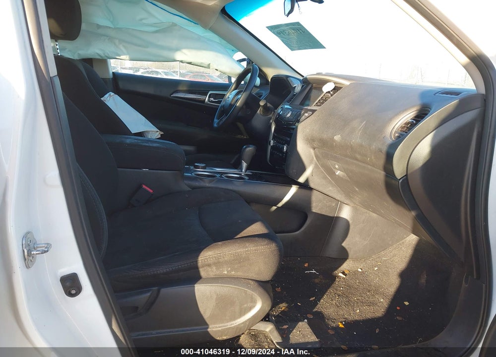 2016 NISSAN PATHFINDER S VIN: 5N1AR2MM0GC636182