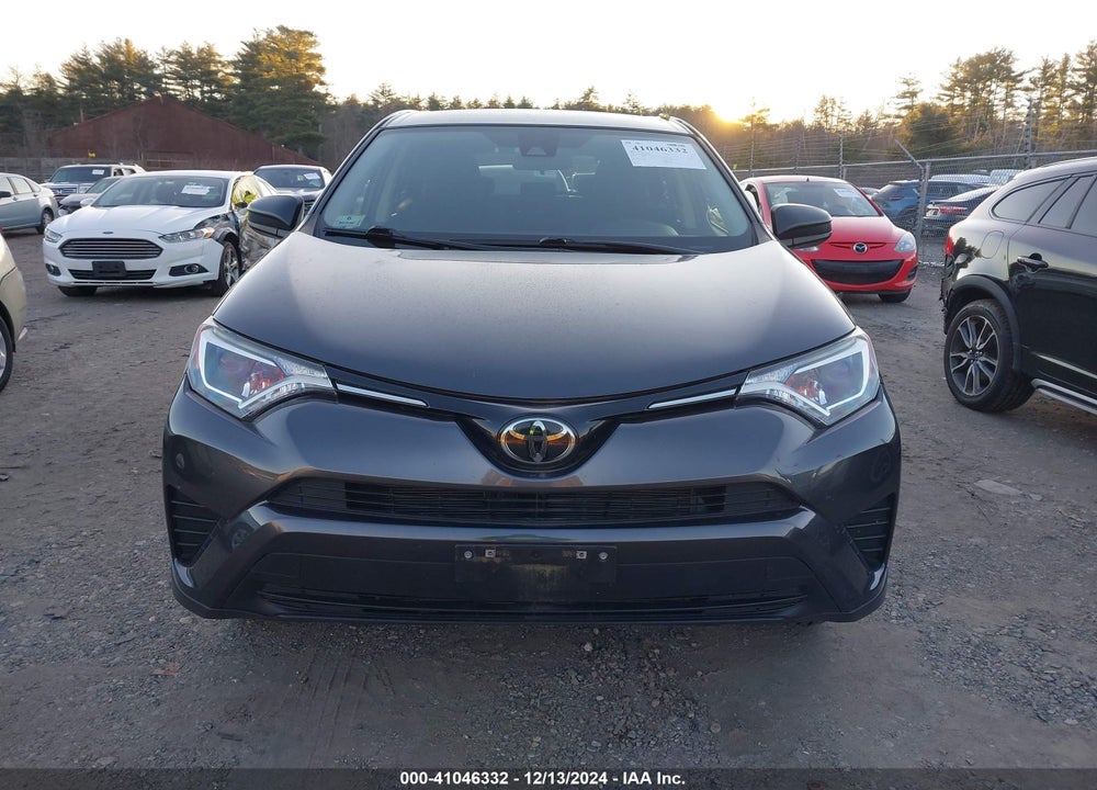 2018 TOYOTA RAV4 LE VIN: JTMBFREV6JJ240729