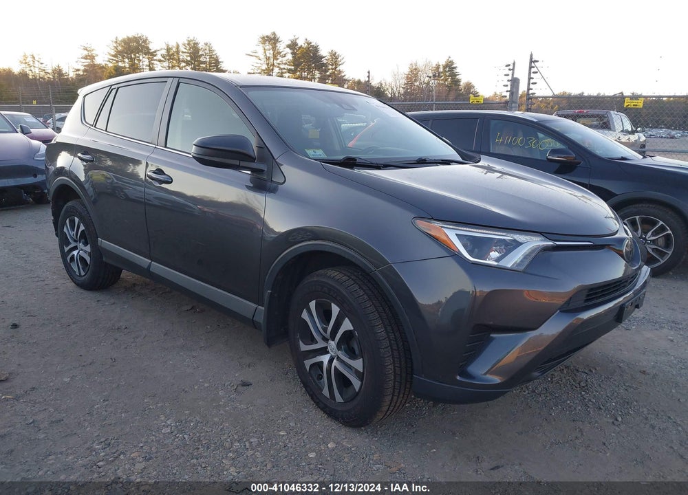 2018 TOYOTA RAV4 LE VIN: JTMBFREV6JJ240729