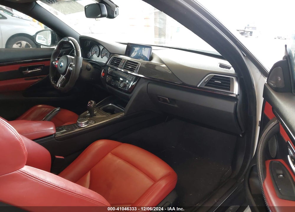 2016 BMW M4 VIN: WBS3R9C55GK335681