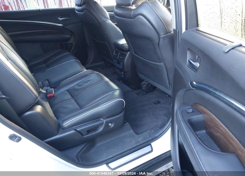 2017 ACURA MDX ADVANCE ENTERTAINMENT PKGS VIN: 5FRYD4H98HB032367