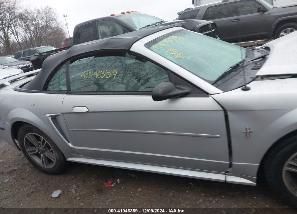 2003 FORD MUSTANG VIN: 1FAFP44483F386832