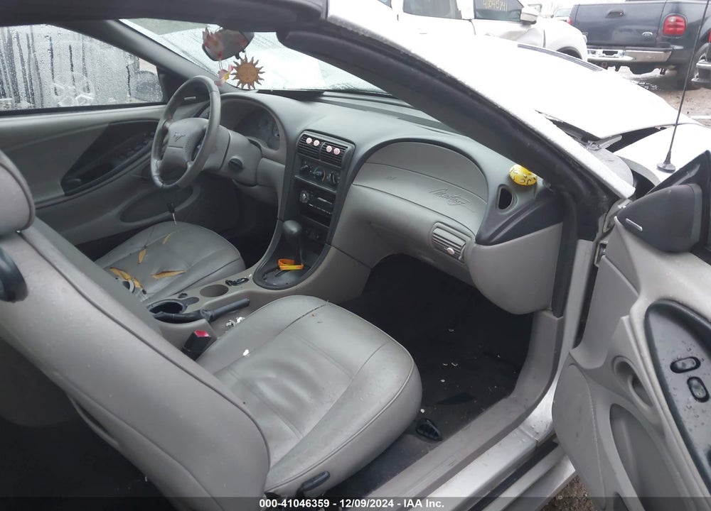 2003 FORD MUSTANG VIN: 1FAFP44483F386832