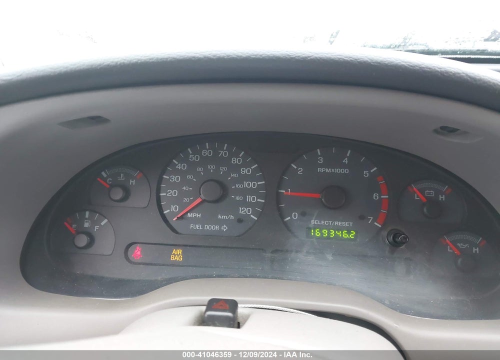 2003 FORD MUSTANG VIN: 1FAFP44483F386832