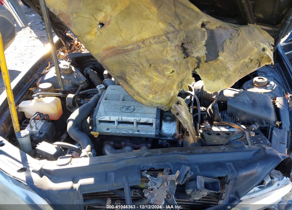 1998 LEXUS ES 300 VIN: JT8BF28G7W5013875