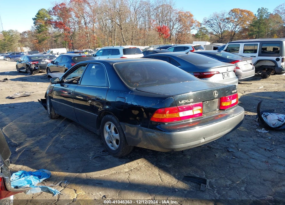 1998 LEXUS ES 300 VIN: JT8BF28G7W5013875