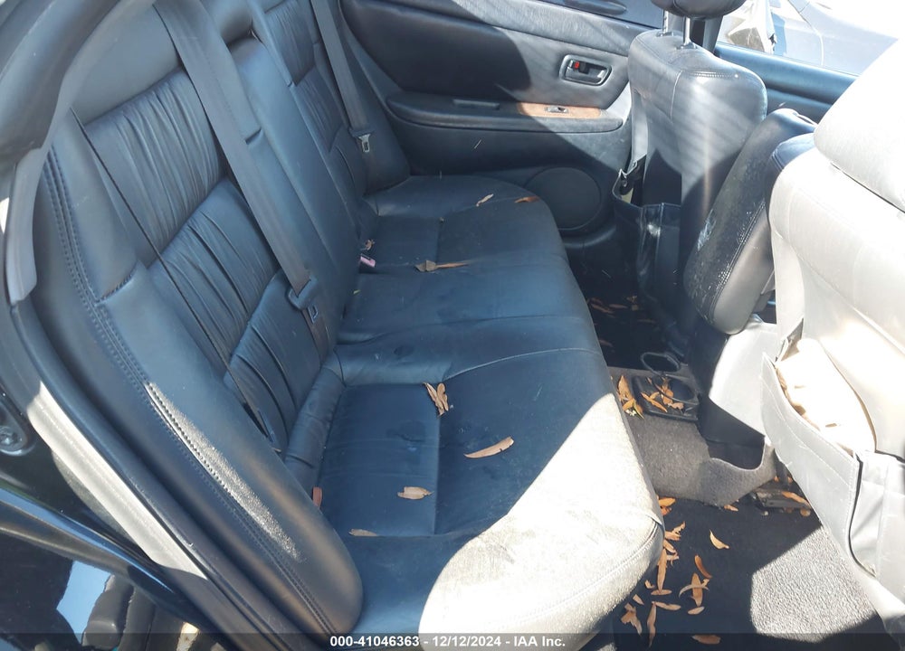 1998 LEXUS ES 300 VIN: JT8BF28G7W5013875