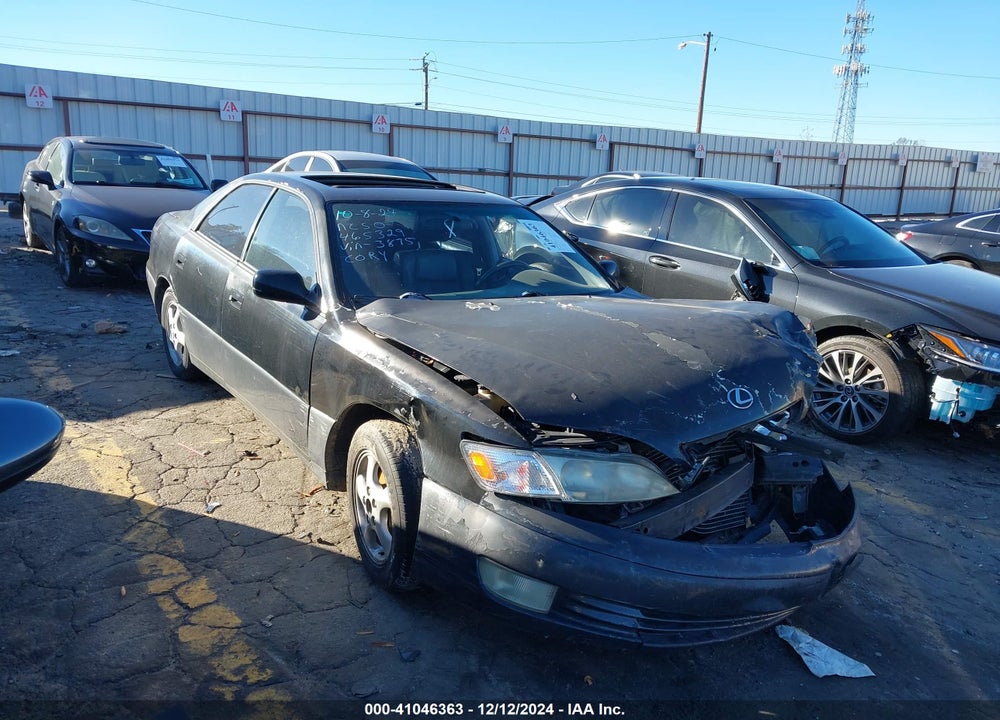 1998 LEXUS ES 300 VIN: JT8BF28G7W5013875