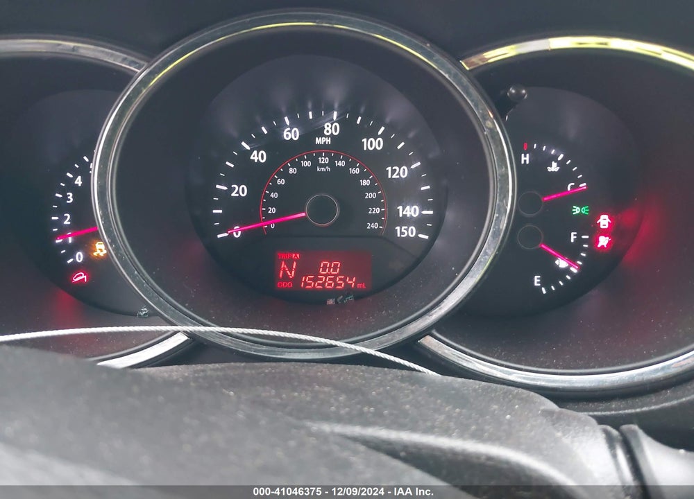 2013 KIA SORENTO LX VIN: 5XYKTCA60DG324554