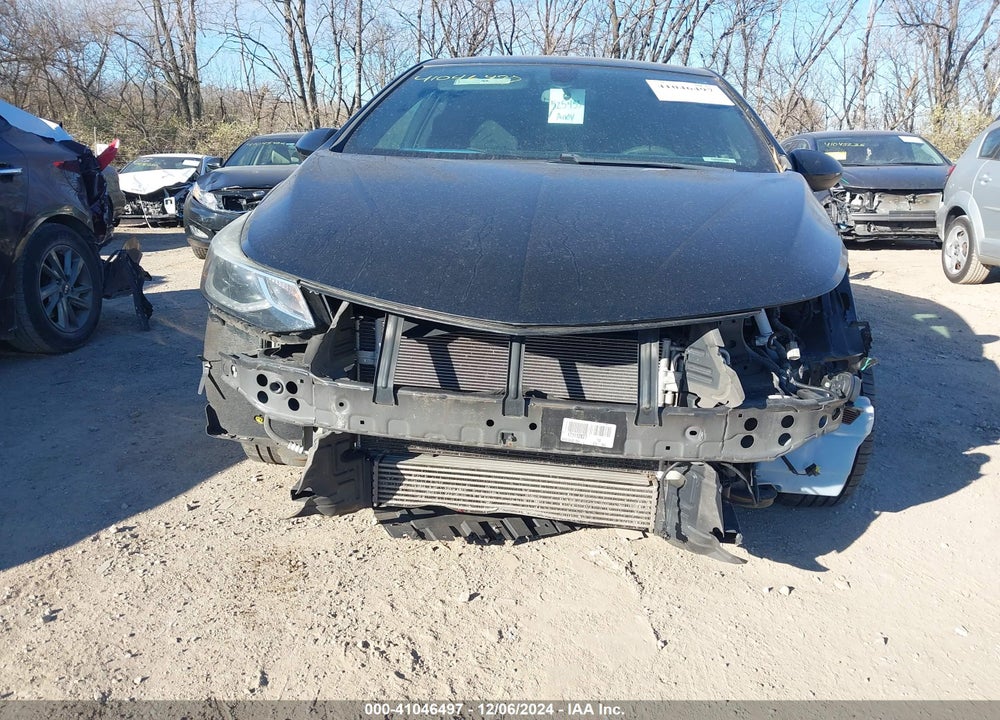2017 CHEVROLET CRUZE VIN: 1G1BE5SM8H7112841