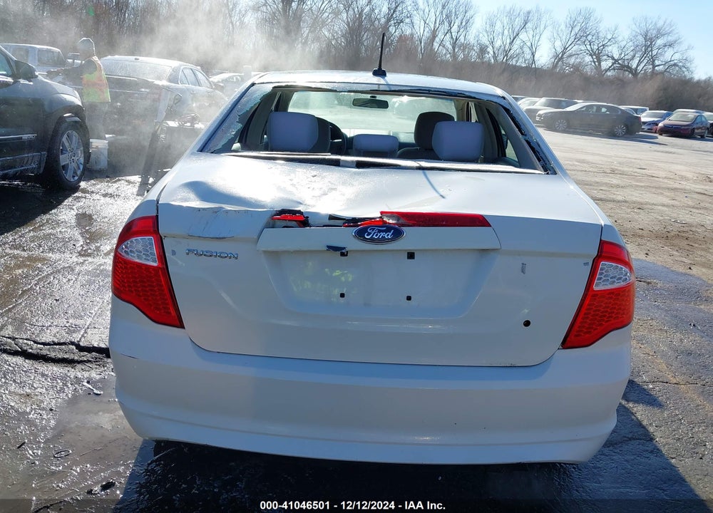 2011 FORD FUSION S VIN: 3FAHP0GA4BR279720