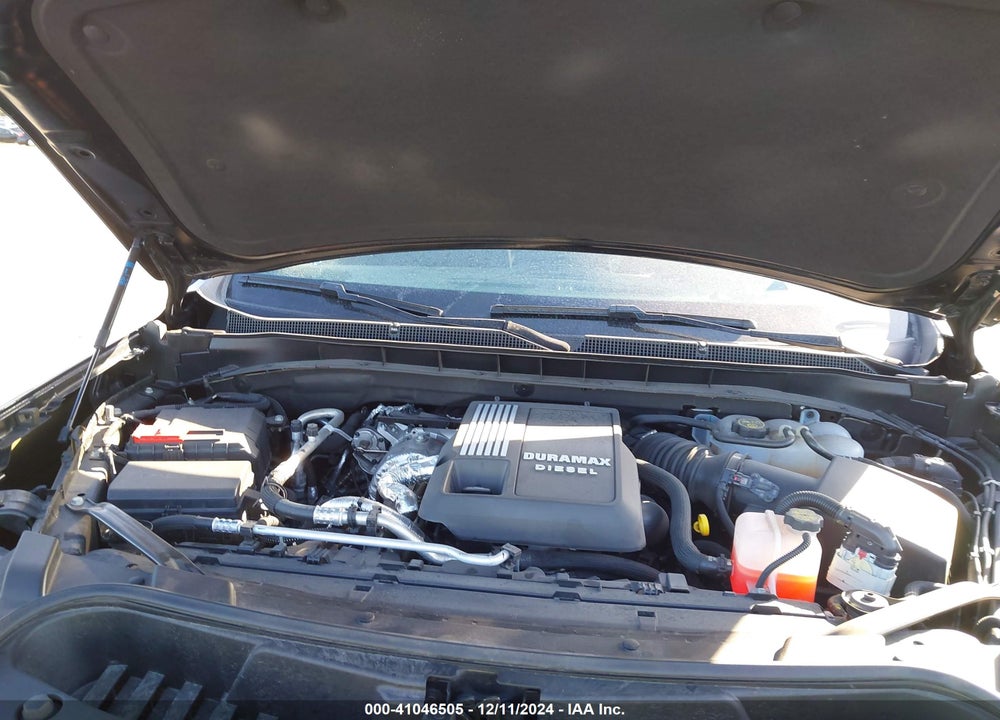 2023 CHEVROLET SUBURBAN 2WD RST VIN: 1GNSCEKTXPR524046