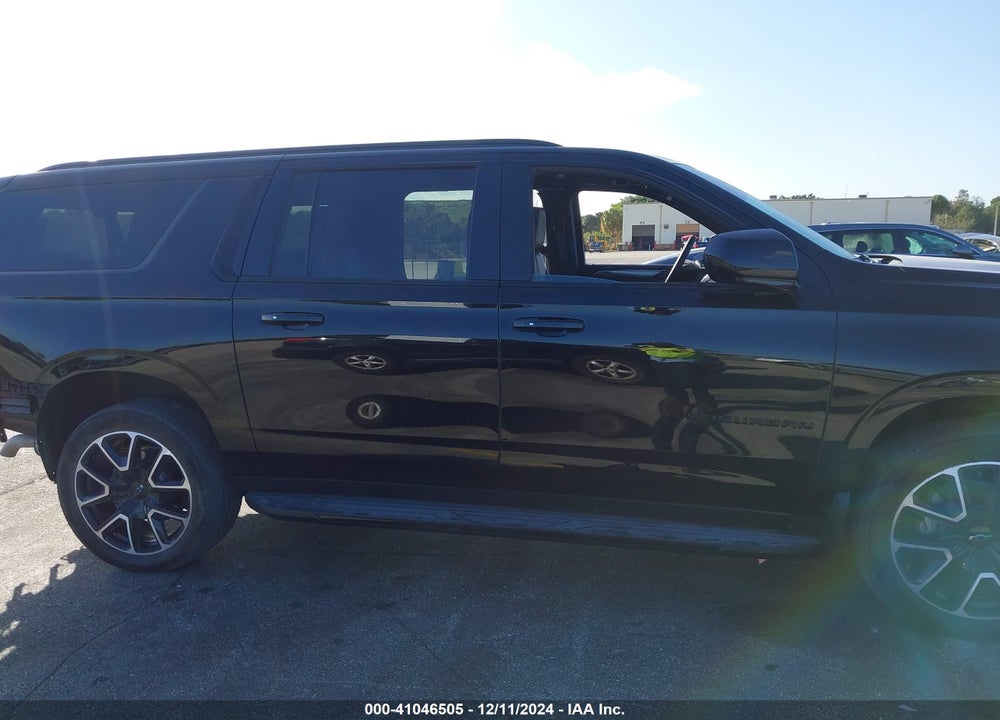 2023 CHEVROLET SUBURBAN 2WD RST VIN: 1GNSCEKTXPR524046