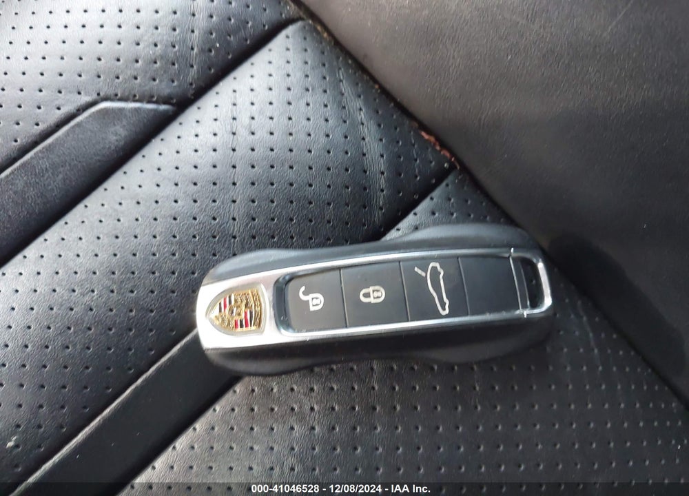 2017 PORSCHE PANAMERA 4S VIN: WP0AB2A71HL121006