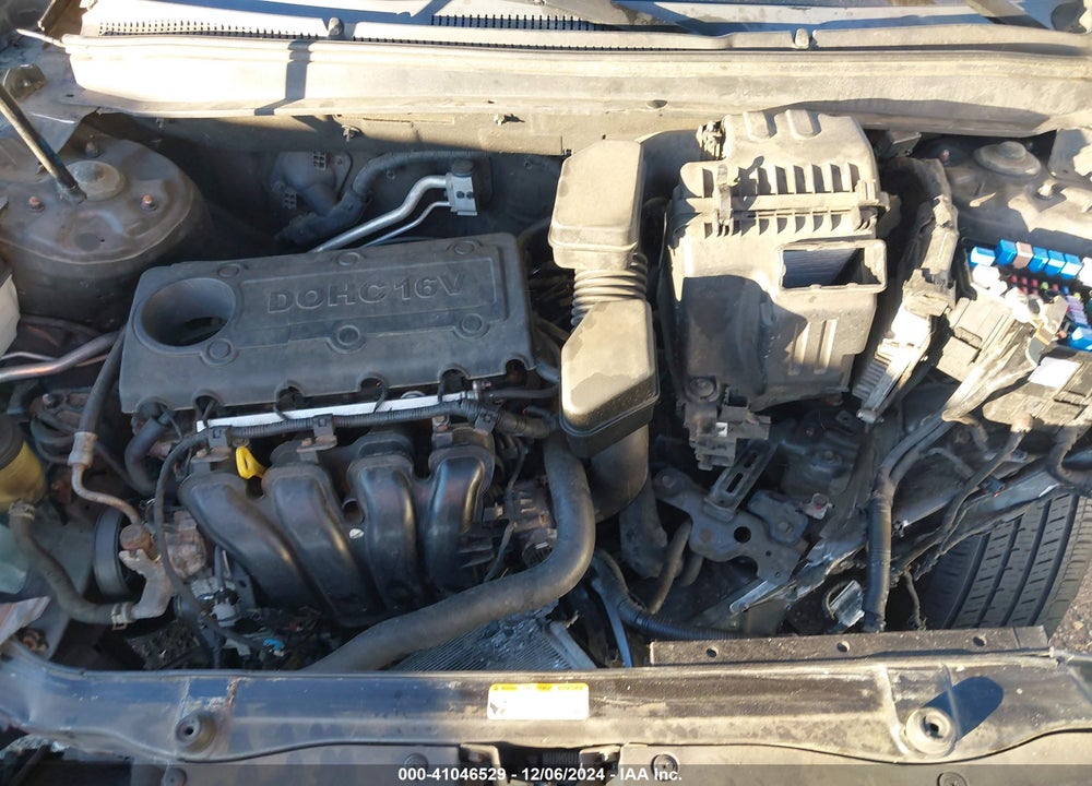 2011 HYUNDAI SANTA FE GLS VIN: 5XYZG3AB3BG018820