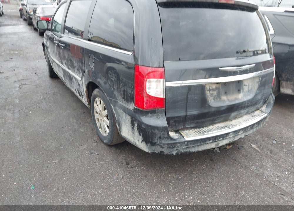 2011 CHRYSLER TOWN & COUNTRY TOURING-L VIN: 2A4RR8DG8BR798978