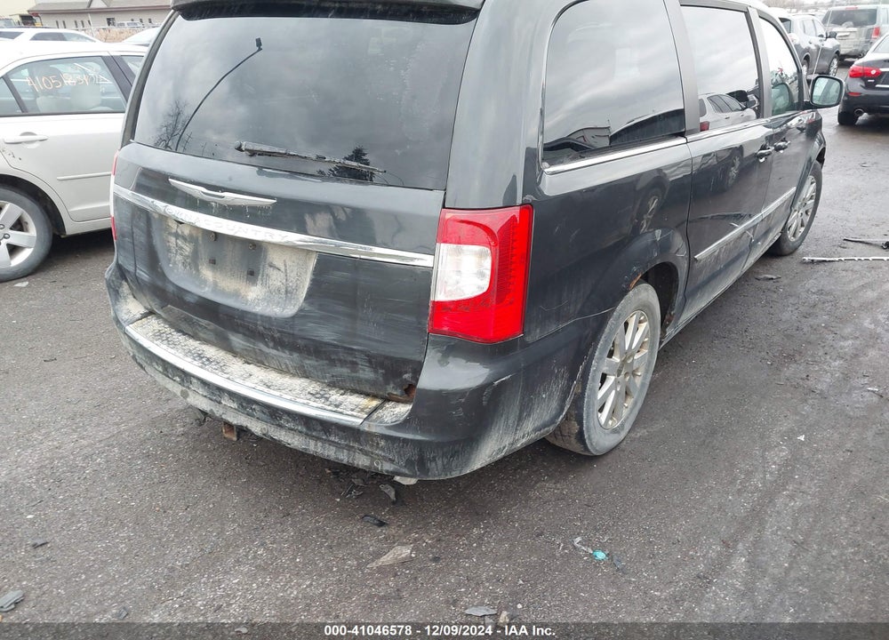 2011 CHRYSLER TOWN & COUNTRY TOURING-L VIN: 2A4RR8DG8BR798978
