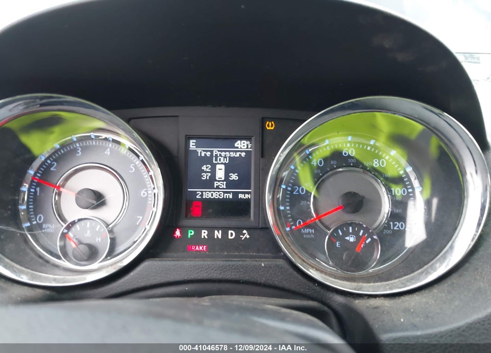 2011 CHRYSLER TOWN & COUNTRY TOURING-L VIN: 2A4RR8DG8BR798978