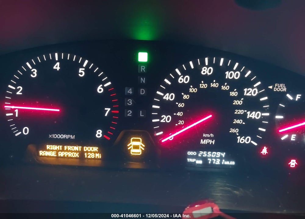 2002 LEXUS LS 430 VIN: JTHBN30F820064238