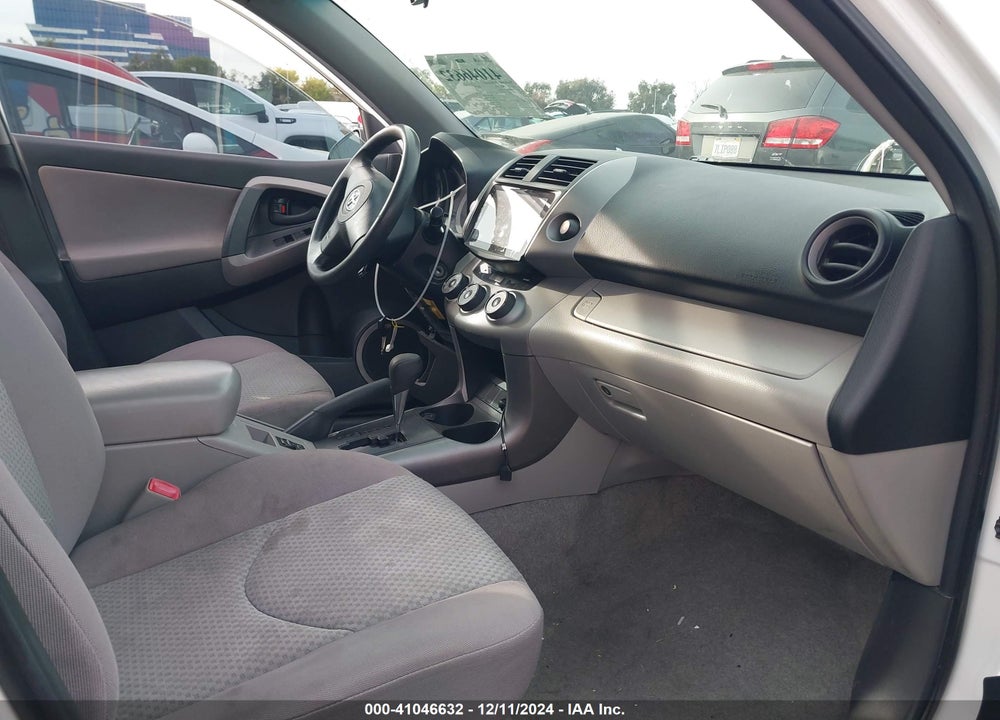 2007 TOYOTA RAV4 VIN: JTMBD33V275071901