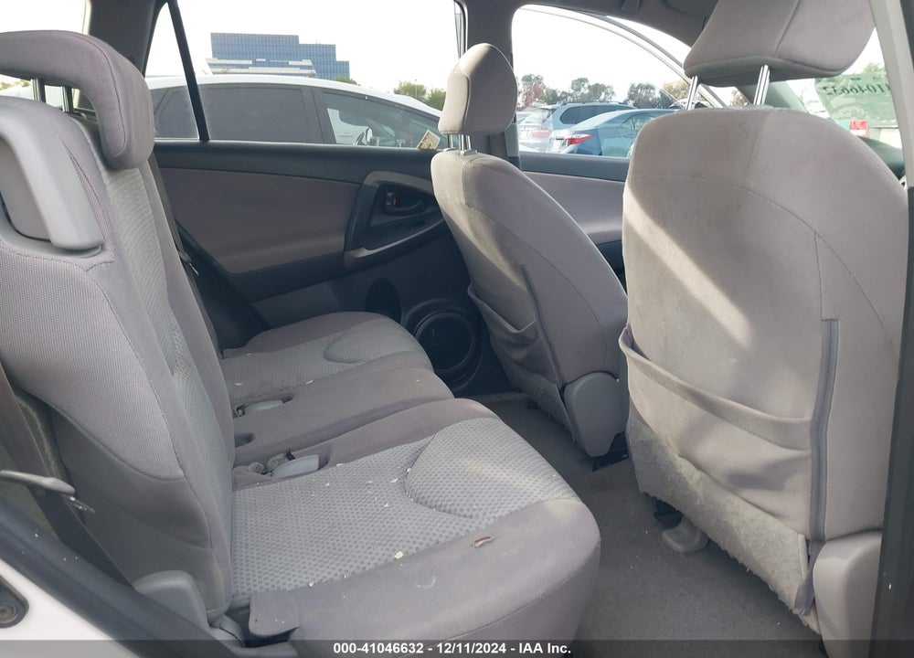 2007 TOYOTA RAV4 VIN: JTMBD33V275071901