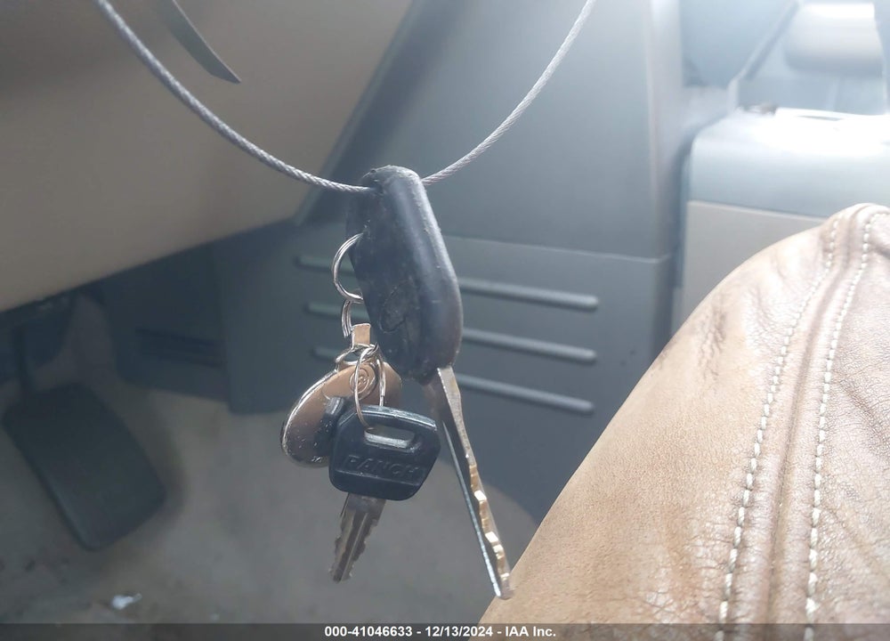 2005 FORD F-150 LARIAT/XLT VIN: 1FTPW12545KC31720