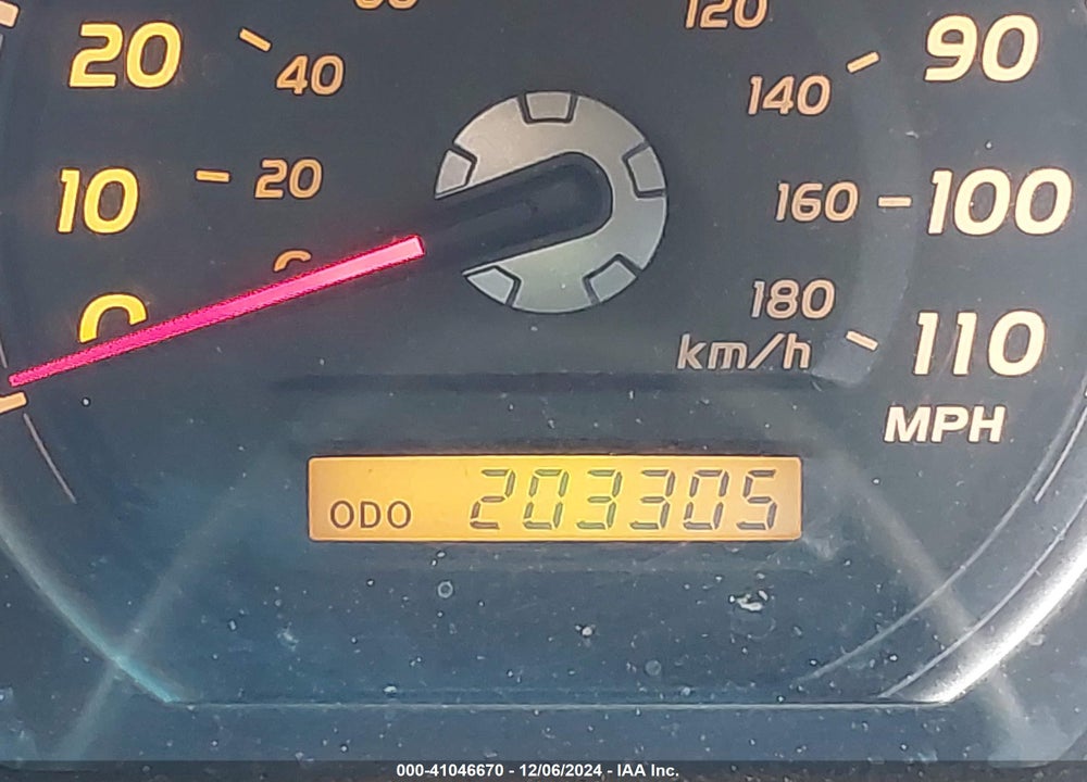 2005 TOYOTA 4RUNNER LIMITED V6 VIN: JTEZU17R958023240