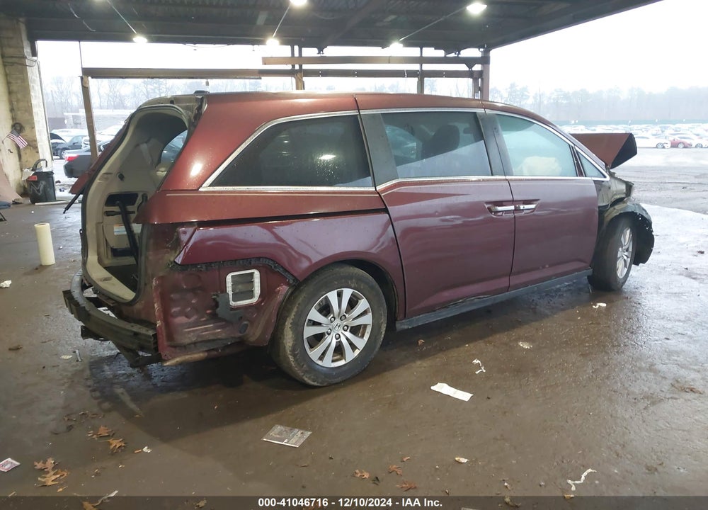 2016 HONDA ODYSSEY SE VIN: 5FNRL5H32GB156580