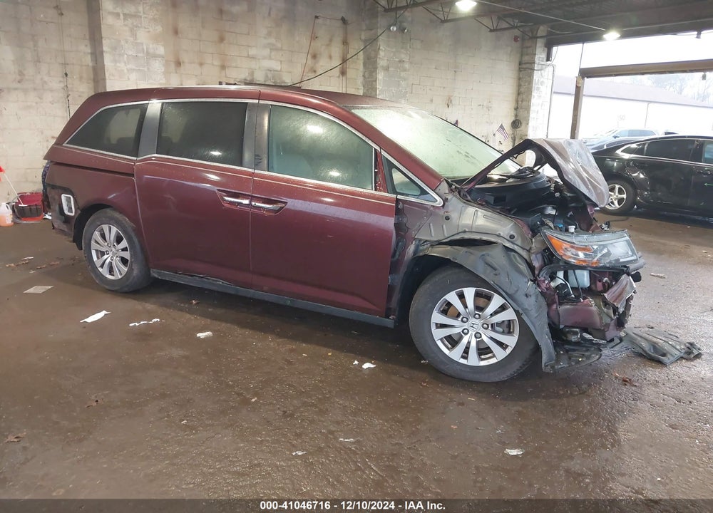 2016 HONDA ODYSSEY SE VIN: 5FNRL5H32GB156580