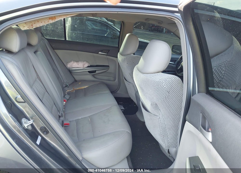 2008 HONDA ACCORD 2.4 EX-L VIN: 1HGCP26888A041582