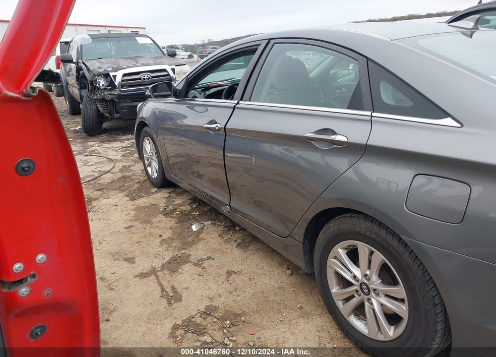 2013 HYUNDAI SONATA GLS VIN: 5NPEB4AC7DH726771