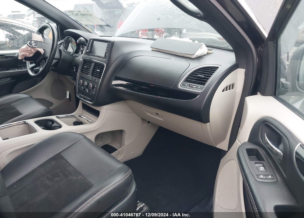 2019 DODGE GRAND CARAVAN SXT VIN: 2C4RDGCG9KR557706