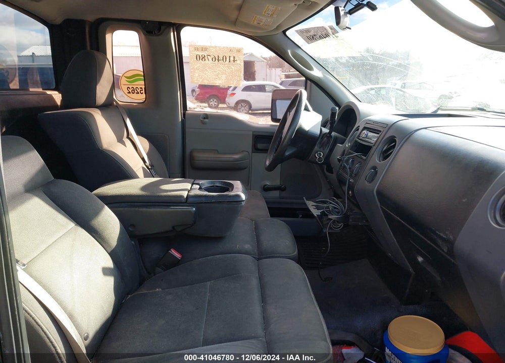 2004 FORD F-150 STX/XL/XLT VIN: 1FTRF12W74NB49561