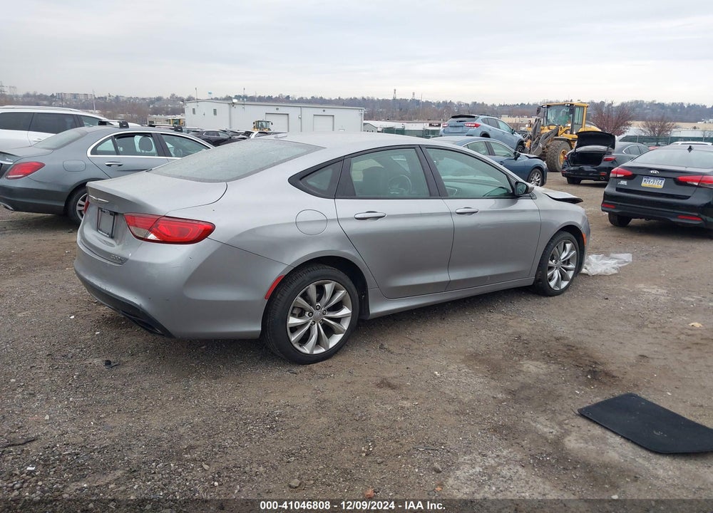 2015 CHRYSLER 200 S VIN: 1C3CCCBB6FN725817