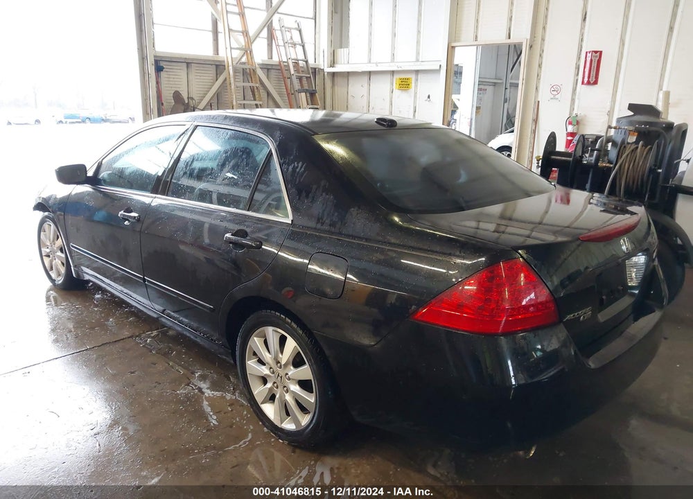 2007 HONDA ACCORD 3.0 EX VIN: 1HGCM66557A045805