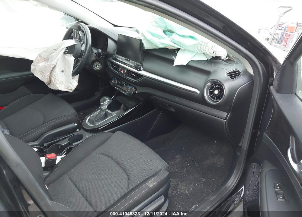 2019 KIA FORTE S VIN: 3KPF34AD2KE066456