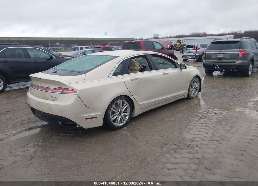 2015 LINCOLN MKZ VIN: 3LN6L2J96FR618325