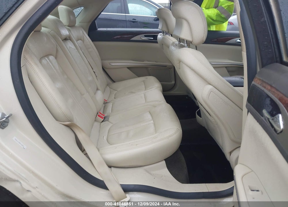 2015 LINCOLN MKZ VIN: 3LN6L2J96FR618325