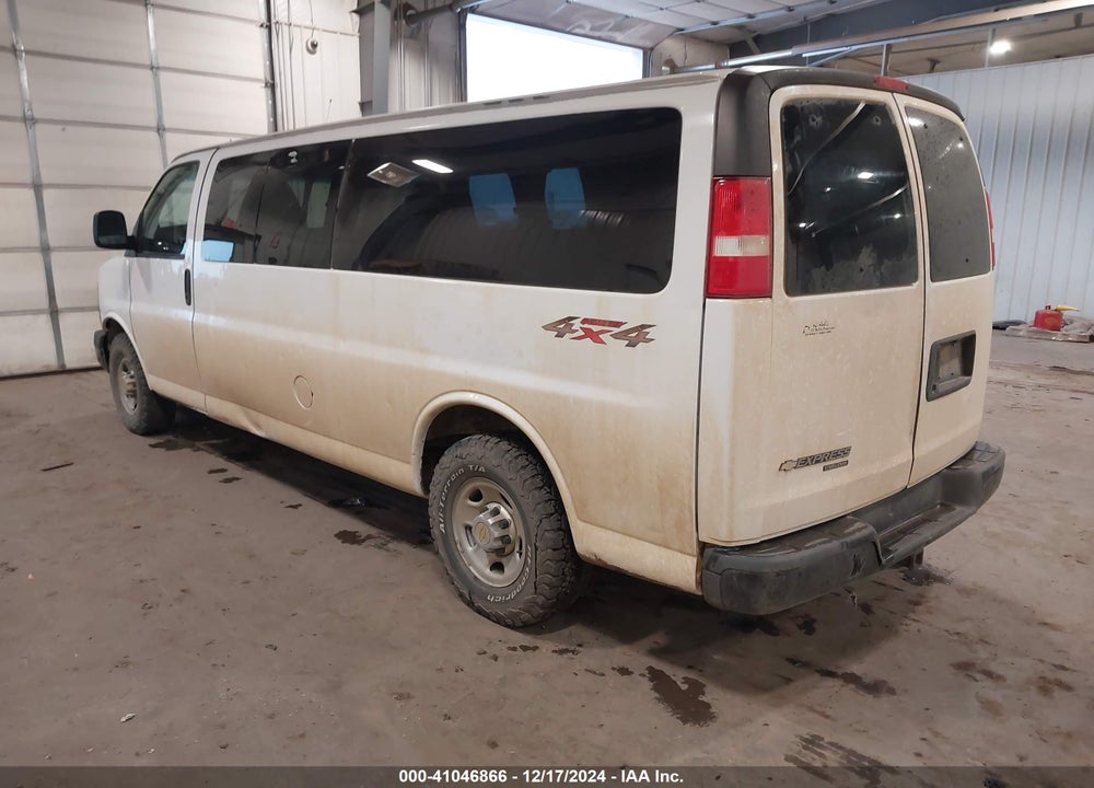 2014 CHEVROLET EXPRESS 3500 LS VIN: 1GAZGZFG5E1117837
