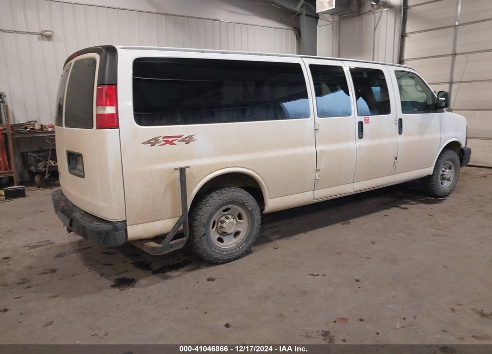 2014 CHEVROLET EXPRESS 3500 LS VIN: 1GAZGZFG5E1117837