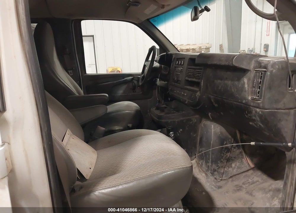 2014 CHEVROLET EXPRESS 3500 LS VIN: 1GAZGZFG5E1117837