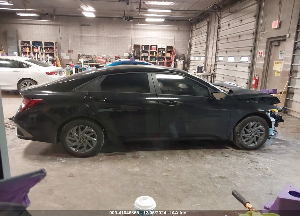 2024 HYUNDAI ELANTRA SEL VIN: KMHLM4DGXRU819986