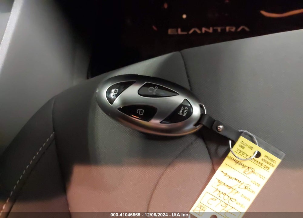 2024 HYUNDAI ELANTRA SEL VIN: KMHLM4DGXRU819986