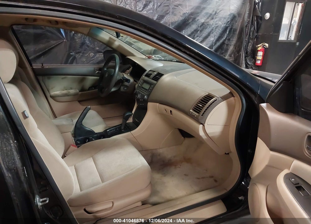 2007 HONDA ACCORD 2.4 LX VIN: 1HGCM56487A222705