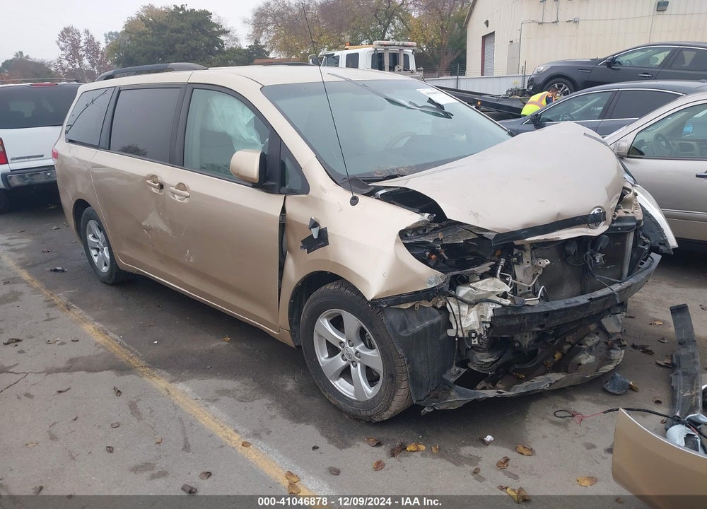 2011 TOYOTA SIENNA LE V6 VIN: 5TDKK3DC9BS152223