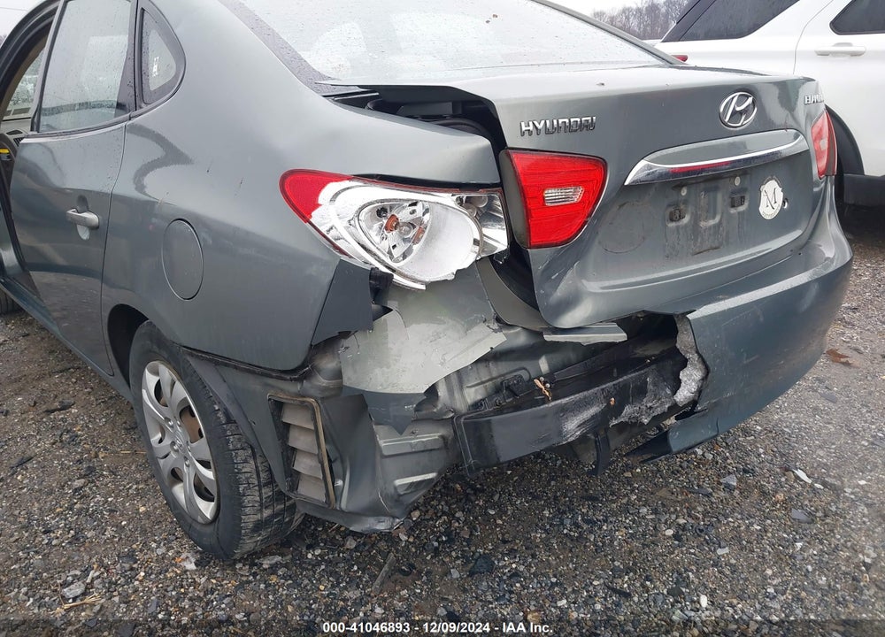 2010 HYUNDAI ELANTRA GLS VIN: KMHDU4AD8AU828589
