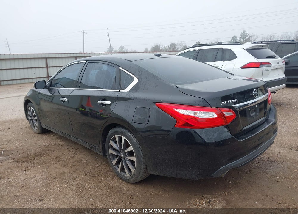 2017 NISSAN ALTIMA 2.5 SL VIN: 1N4AL3AP1HC202600