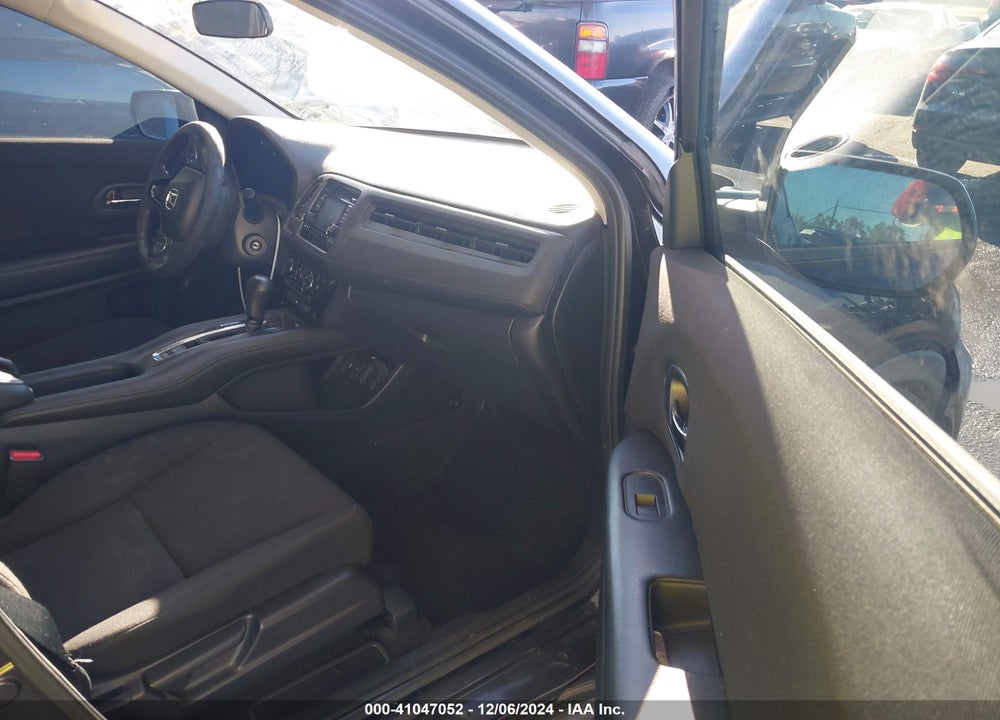 2016 HONDA HR-V LX VIN: 3CZRU5H32GM727133